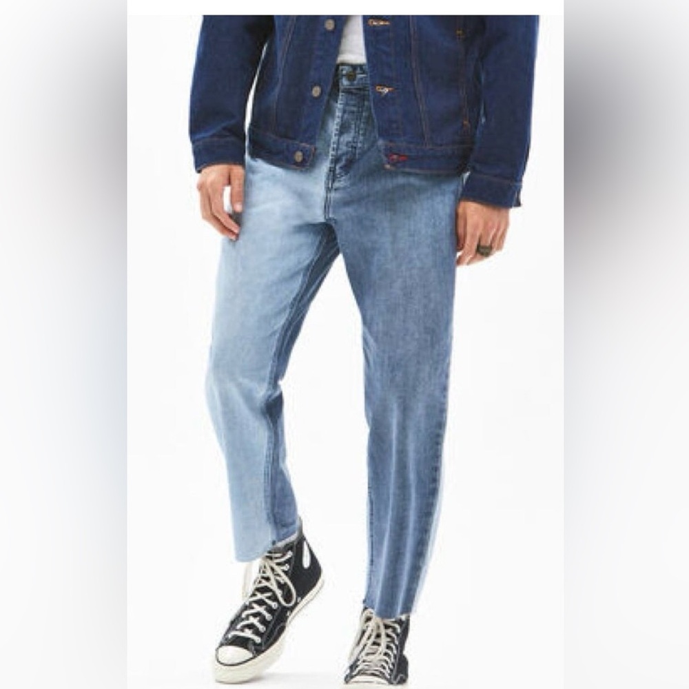 Barney Cools Urban Outfitters Relaxed Two Tone Cropped Jean Size 30